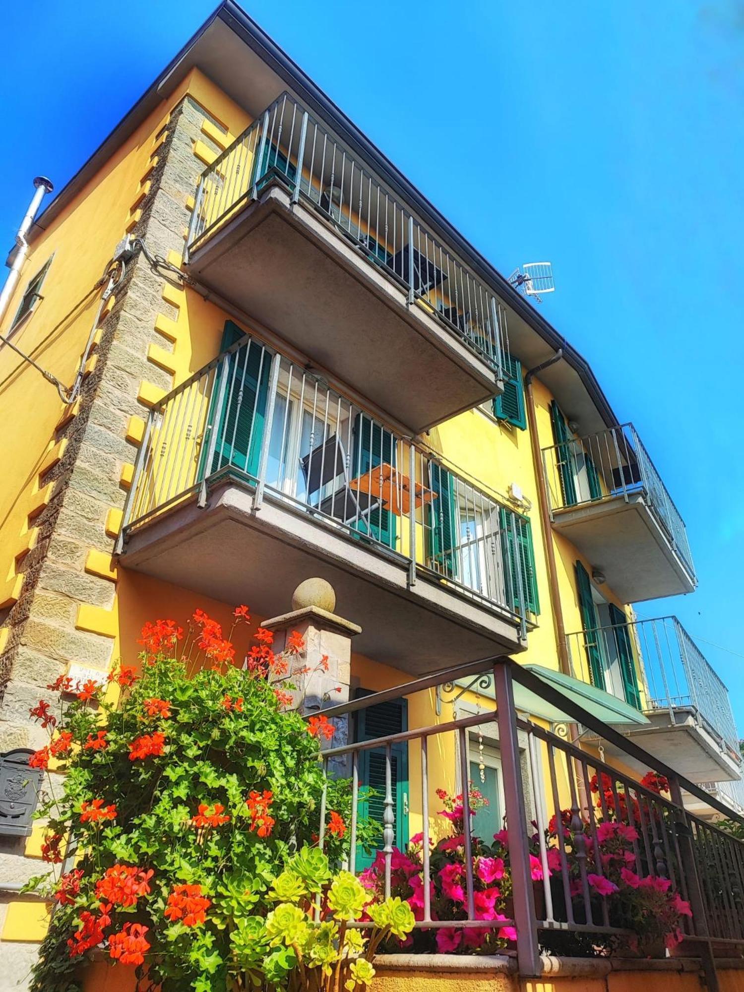 Pietra Di Mare Hotel Biassa Exterior photo
